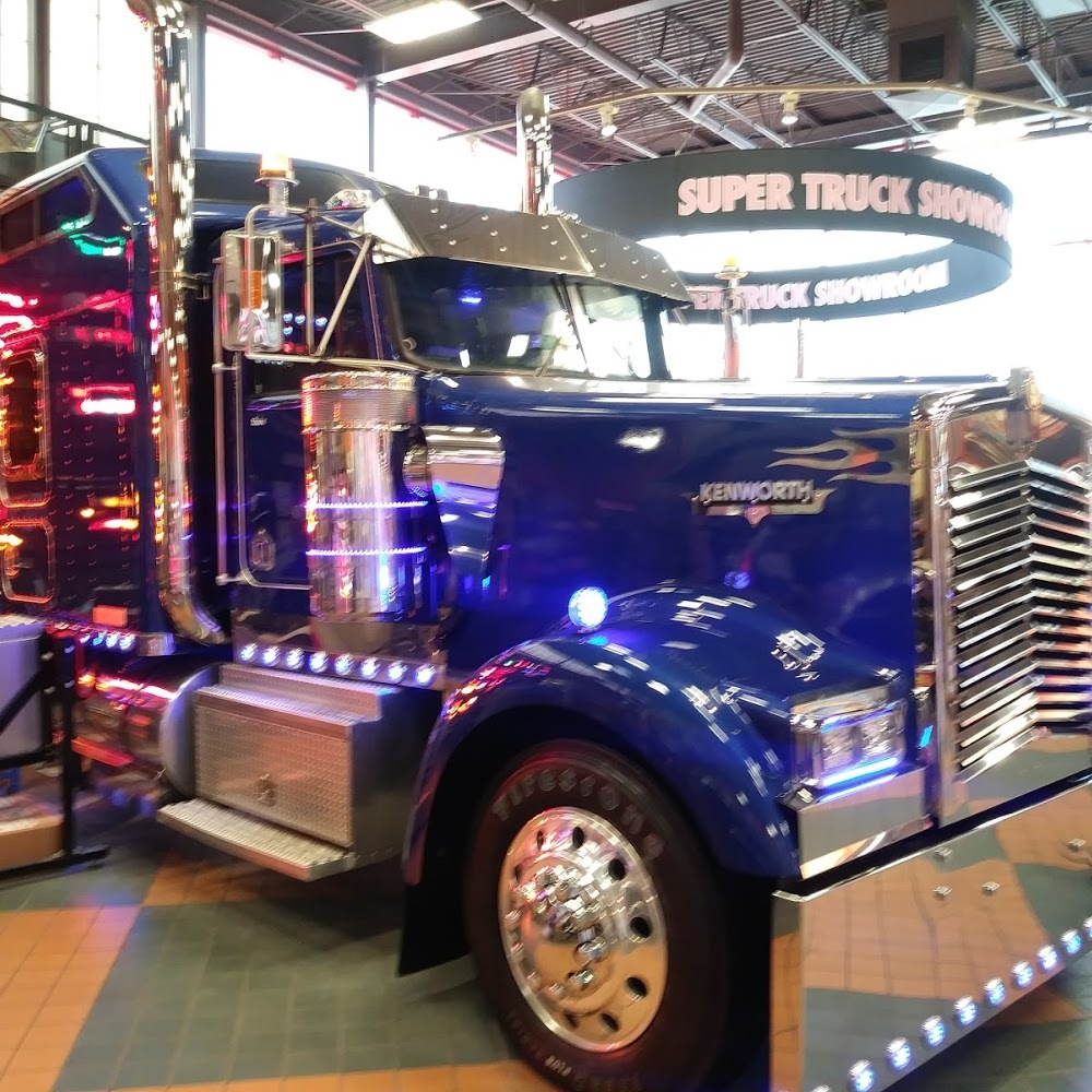 Meet your Posher, Antonio r.